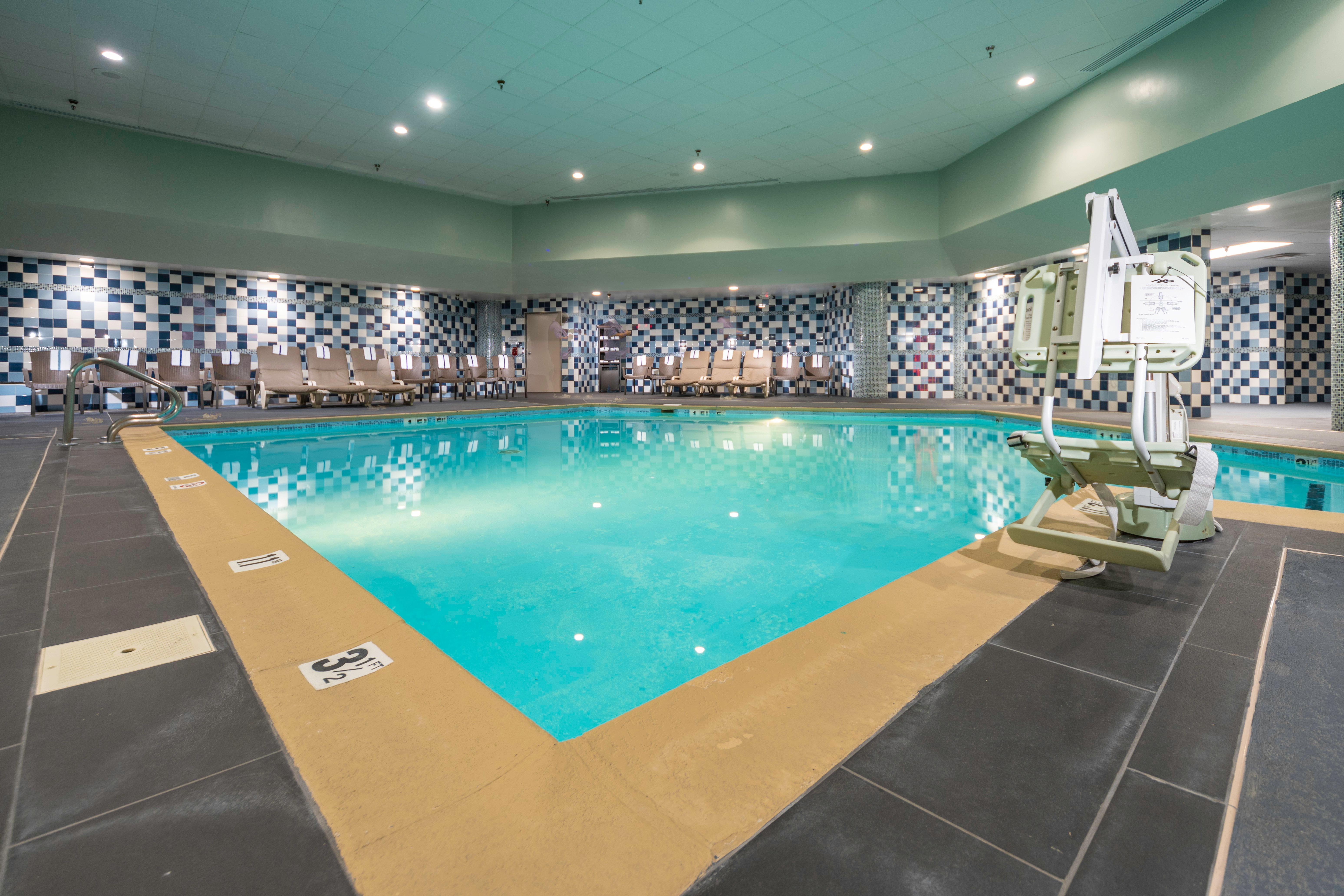Holiday Inn Louisville East - Hurstbourne By Ihg Kültér fotó