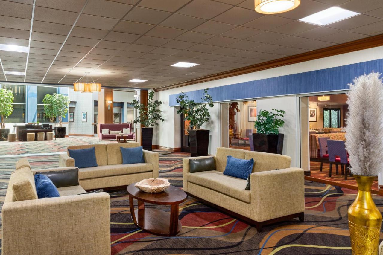 Holiday Inn Louisville East - Hurstbourne By Ihg Kültér fotó